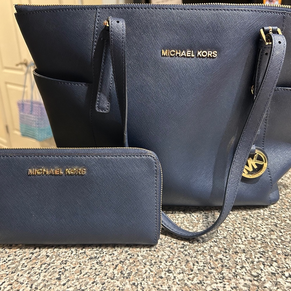 Navy Blue Michael Kors Purse and Wallet